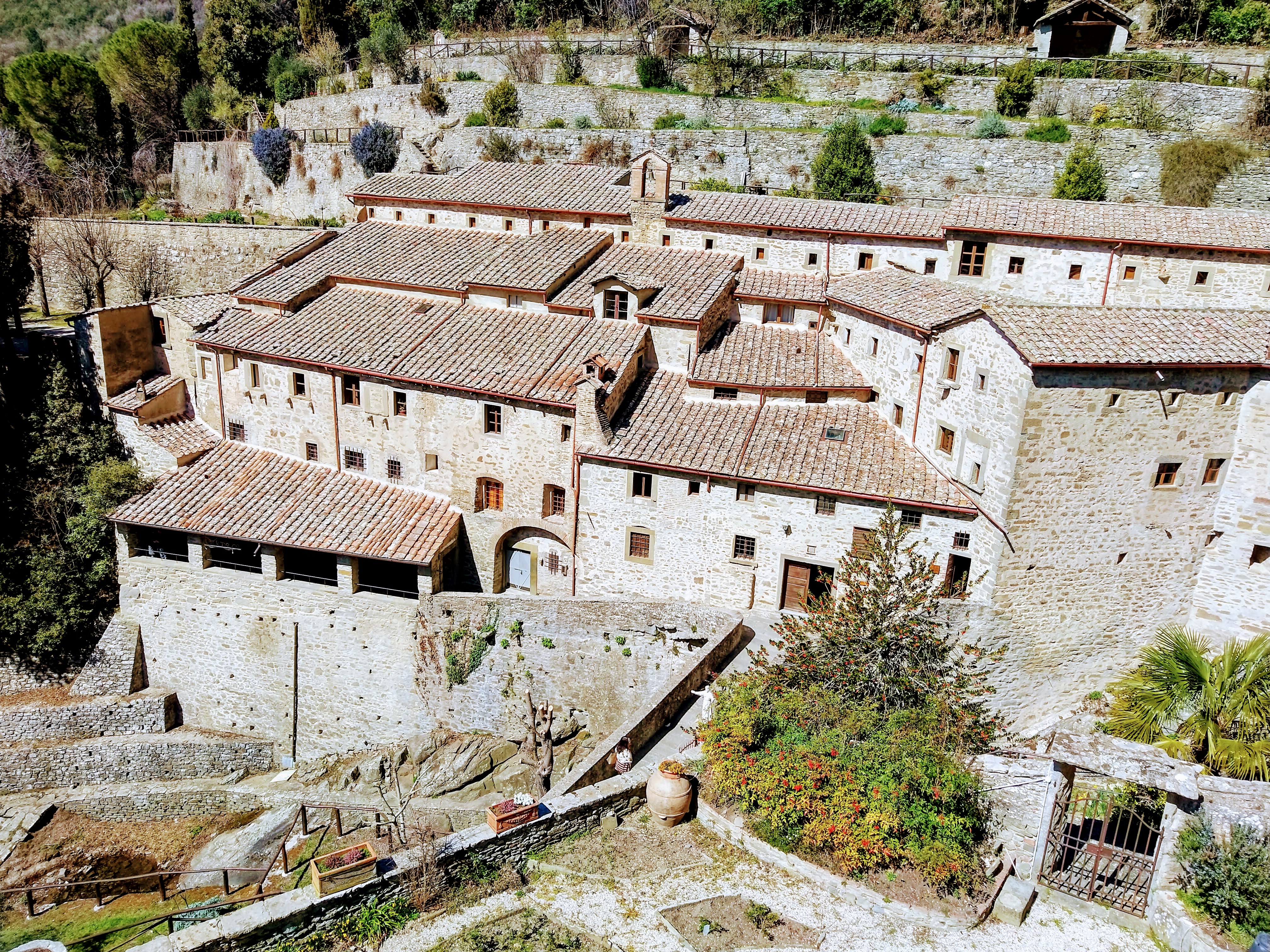 La via Basolata romana a Le Celle di San Francesco